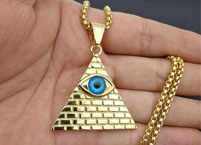 Amulet (the eye that sees everything) in the form of a necklace for wealth