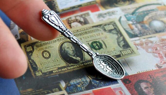 rag spoon for money